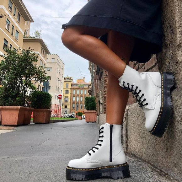 DR. MARTENS White 1460 Pascal Max Boots - Picture 13 of 14